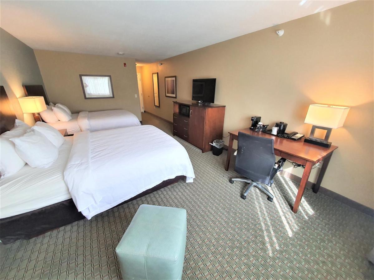 Amerivu Inn And Suites - Chisago City Dış mekan fotoğraf