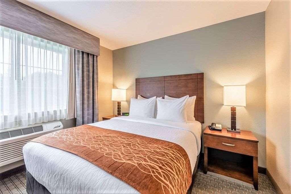 Amerivu Inn And Suites - Chisago City Oda fotoğraf