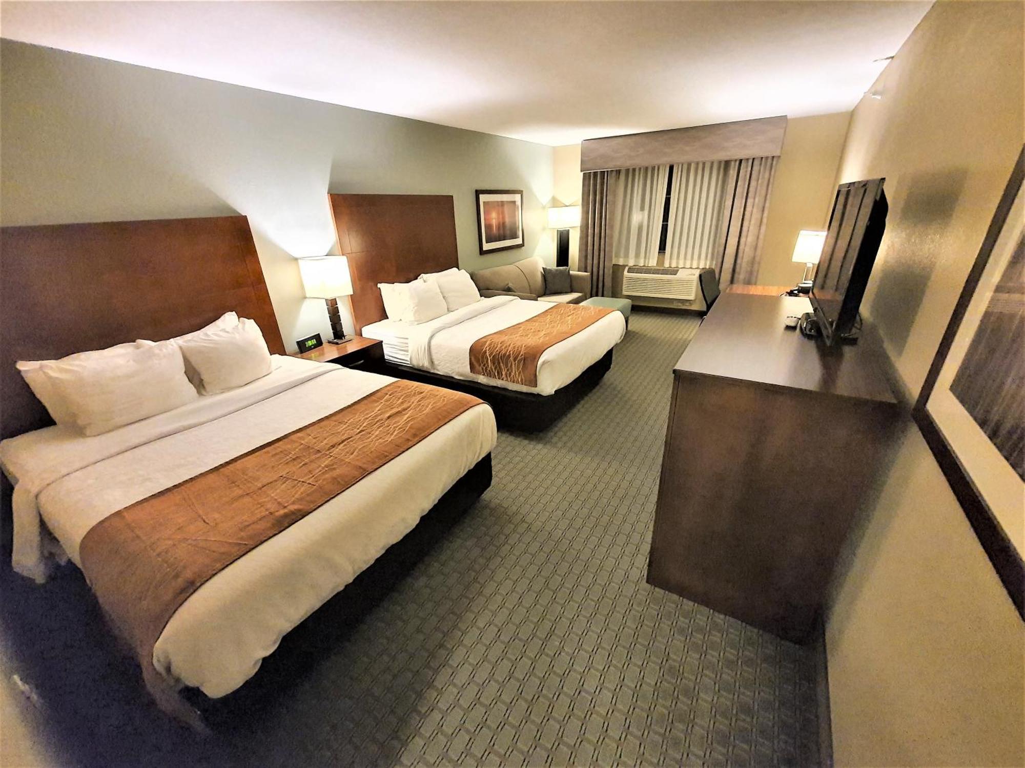 Amerivu Inn And Suites - Chisago City Dış mekan fotoğraf